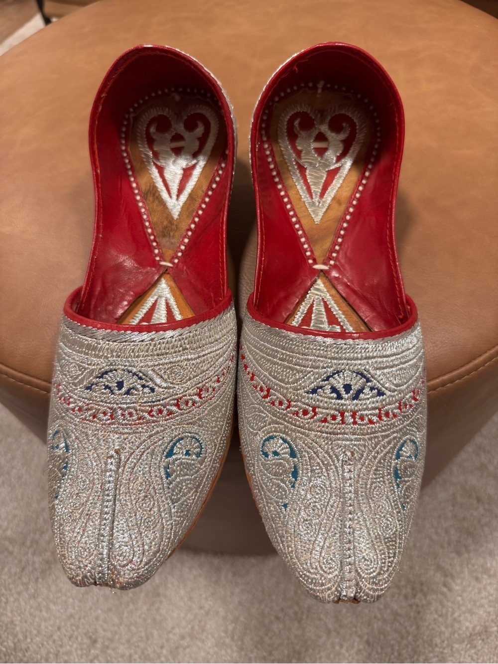 Traditional Embroidered Silver Flats with Red Lining - Picture 2 of 4